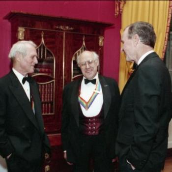 President Bush chats with actor Paul Newman and conductor Mstislav Rostropovich at a reception for Kennedy Center honorees