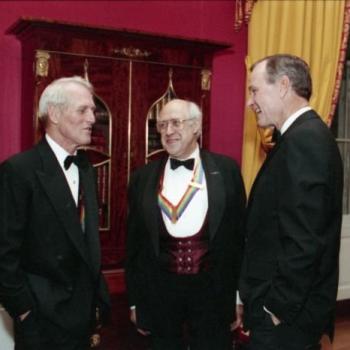 President Bush chats with actor Paul Newman and conductor Mstislav Rostropovich at a reception for Kennedy Center honorees