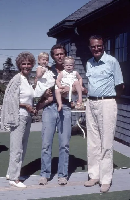 Rev. and Mrs. Billy Graham with George W. Bush and his Daughters at Walker's Point