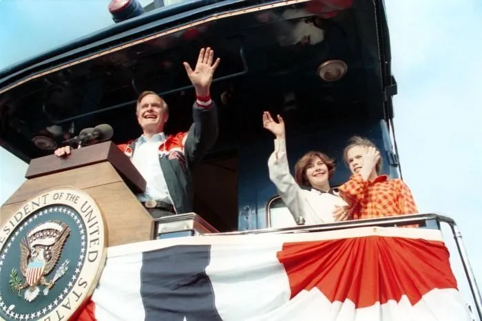Laura Bush campaigns with her Father-In-Law, President George Bush, in Cornelia, Georgia