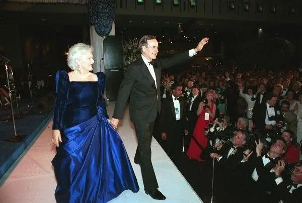 President and Mrs. Bush attend Inaugural Ball at the Air and Space Museum