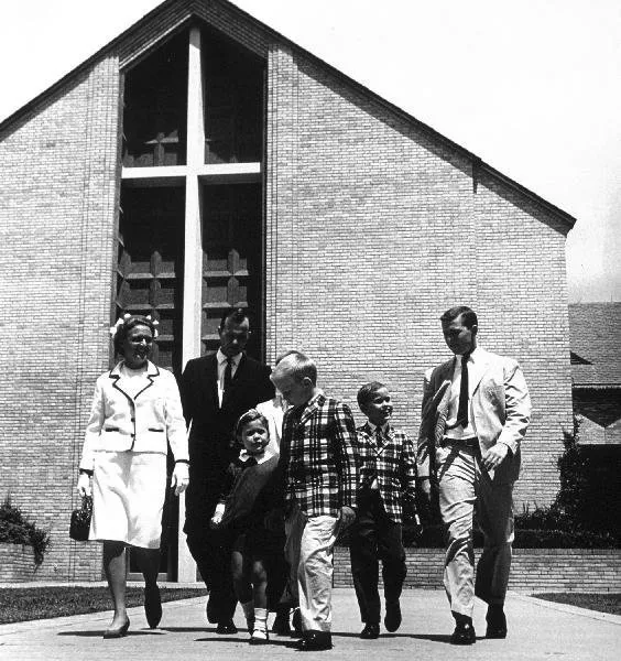 Bush Family attends Church in Houston