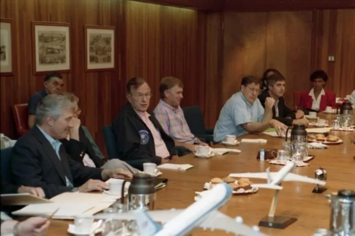 President Bush meets with advisors concerning the 1992 Campaign