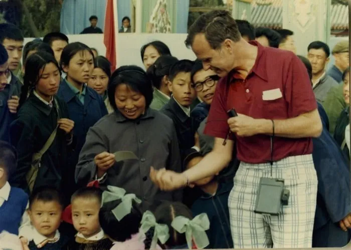 George Bush with Chinese Citizens