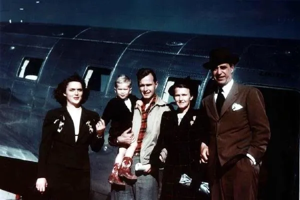 George W. Bush with his mother, Barbara Bush; father, George Bush; and grandparents, Dorothy and Prescott Bush, in Midland, TX