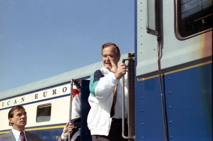 President Bush campaigns across Georgia in "The Spirit of America"