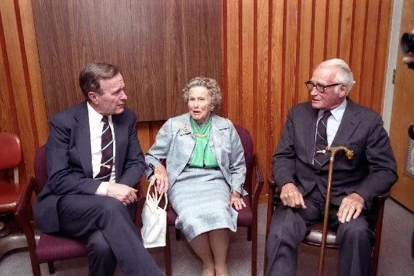 Vice President George Bush meets with his mother, Mrs. Dorothy Walker Bush, and former Senator Barry Goldwater while campaigning in Miami, Florida