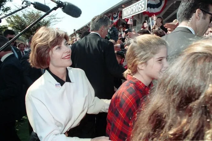 Laura Bush and her daughters, Jenna and Barbara, campaign for President Bush