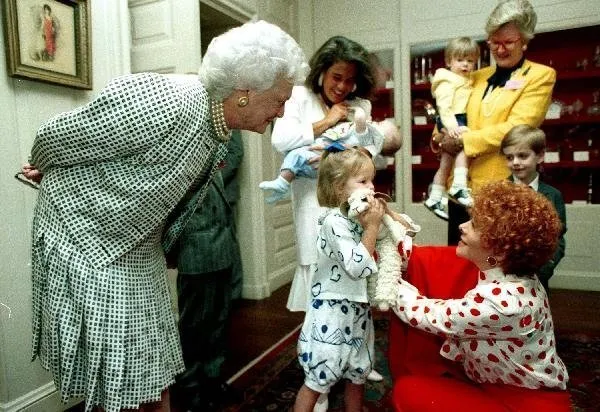 Mrs Bush, Sherry Lewis, and Lambchop