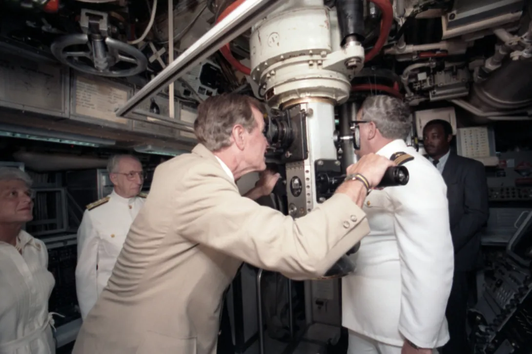 Vice President and Mrs. George Bush aboard the submarine USS Finback (SSN-670), during ceremony at Naval Station Norfolk, Virgina commemorating the 40th anniversary of the day he was shot down over Chi Chi Jima and rescued by the USS Finback  on Septem...