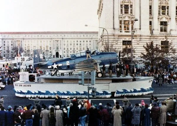 Inaugural float containing replicas of the USS San Jacinto and the TBM Avenger flown by President Bush when he was in the Navy