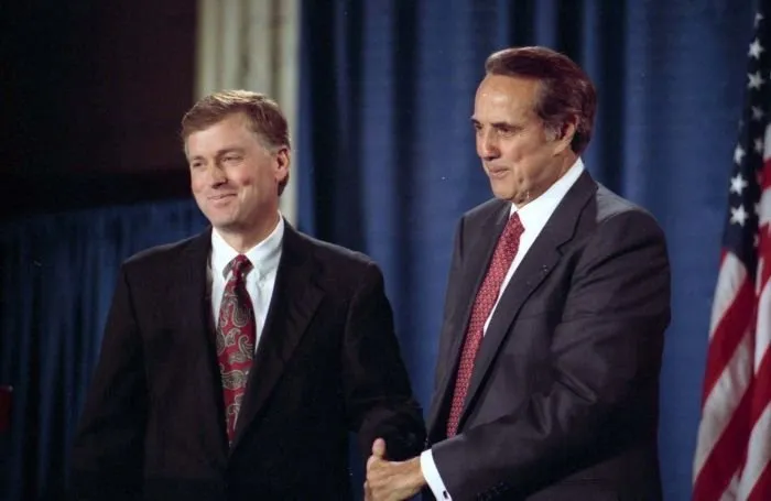 Vice President Quayle and Senator Dole participate in a tribute to President Bush at the Republican Senate Leadership Dinner at Union Station, Washington, DC