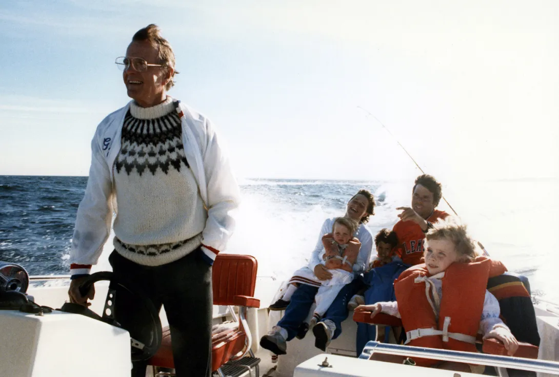 Vice President Bush goes boating off  Walker's Point with his daugter Doro, holding her son, Sam; son Jeb holding his son Jebby, and granddaughter Barbara