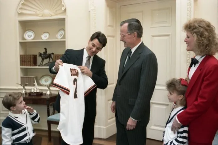 Dave Dravecky and his family present President Bush with a San Francisco Giants Jersey