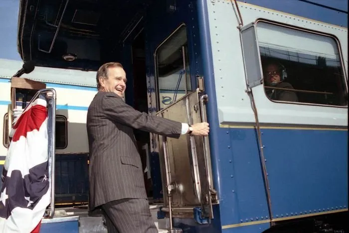 President Bush campaigns across Georgia in "The Spirit of America"