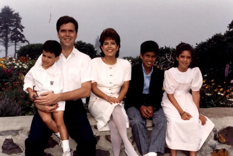 Jeb and Columba Bush with their children, Jebby, George P., and Noelle