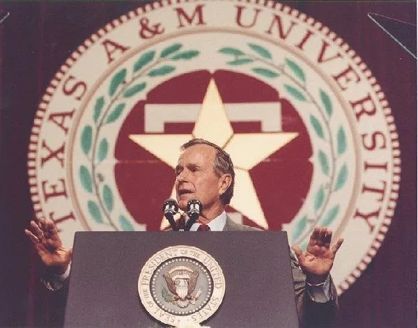 President Bush addresses the faculty and students of Texas A&M University