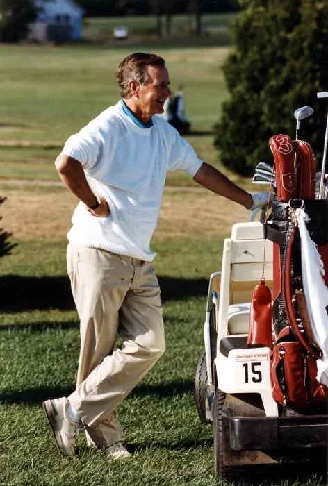 President Bush plays golf in Kennebunkport