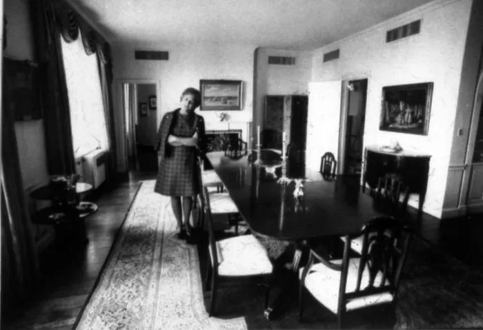 Barbara Bush in Waldorf Astoria Apartment in New York City