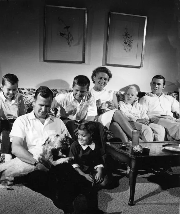 Bush family photograph, Houston, TX