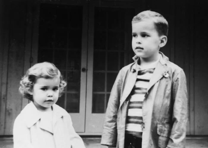 Doro Bush and Marvin