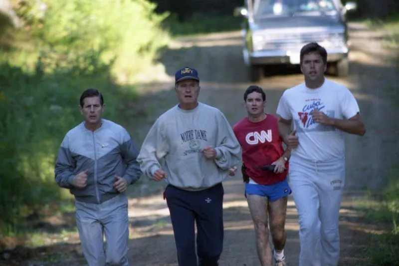 President Bush goes jogging with Jeb in Kennebunkport