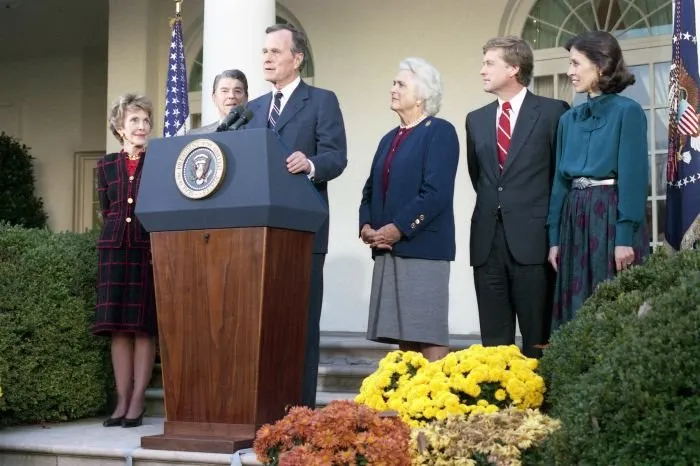 President-elect and Mrs. Bush and Vice President-elect and Mrs. Quayle visit President and Mrs. Reagan at the White House the day after the election