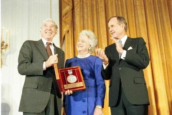 Medal of arts to John Updike