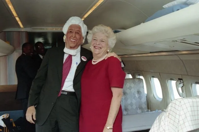Barbara Bush and Marvin on Brightstar, Marvin wearing Barbara Bush mask