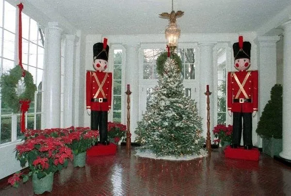 White House Christmas decorations