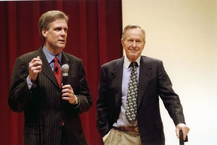 Tony Snow Speaks at the Twanna M Powell Lecture Series