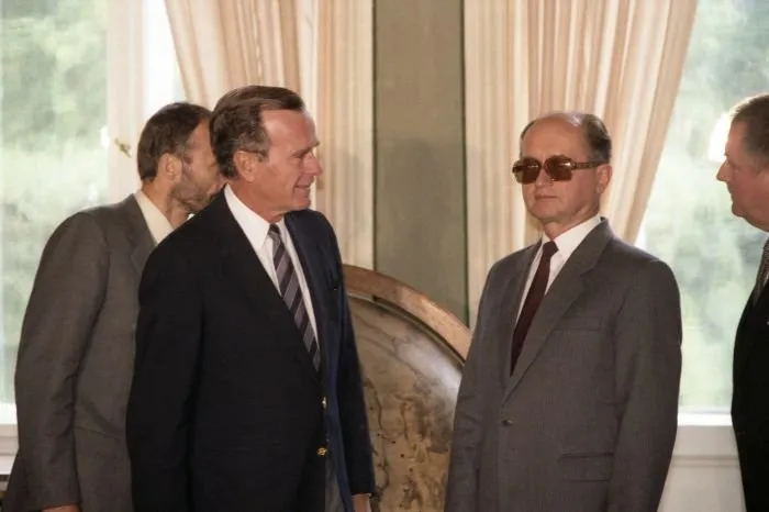 Vice President Bush greets General Jaruzelski, Warsaw, Poland