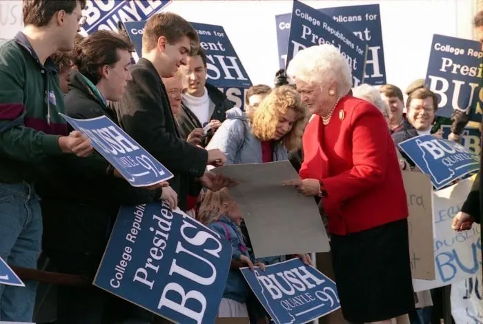 Mrs. Bush on the campaign trail, Concord NH