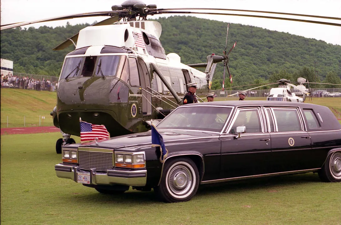 Presidential Limousine in front of Marine One, Lynchburg, Virginia