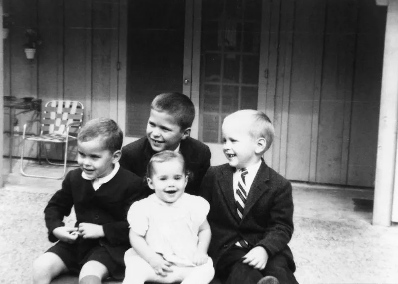 Marvin, Jeb, Neil, and Doro