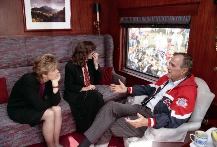 President Bush speaks with members of his campaign Staff on "The Spirit of America"