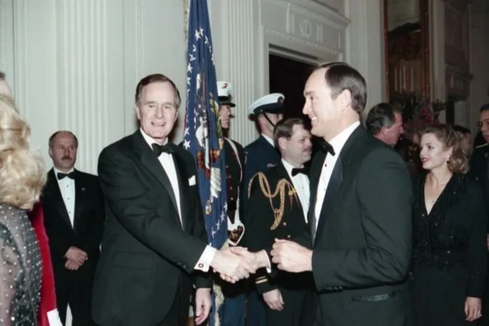 President Bush greets Nolan Ryan at State Dinner for Queen Margrethe II of Denmark